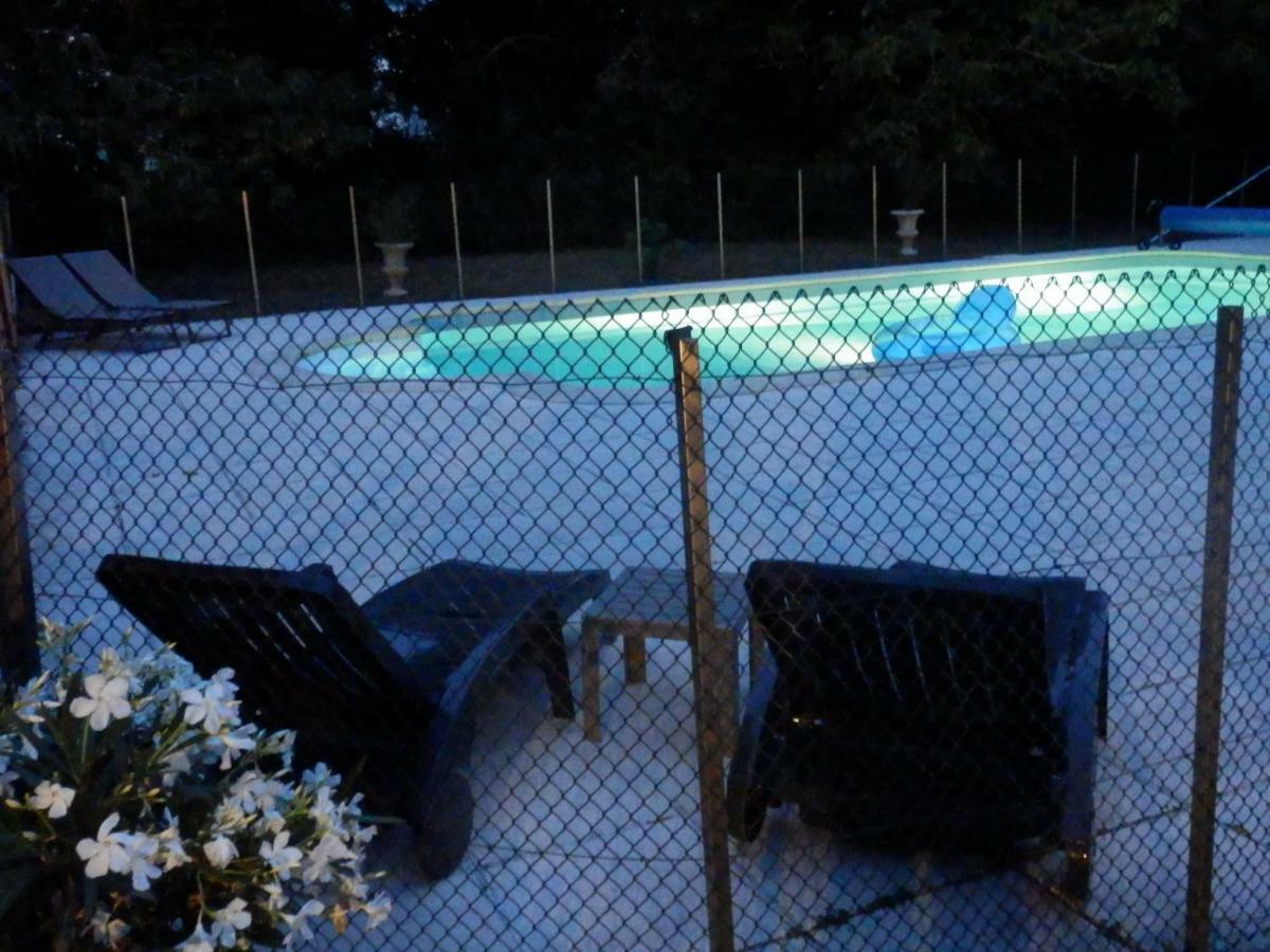 Bed & Breakfast Le Clos De La Vigneronne Messas
